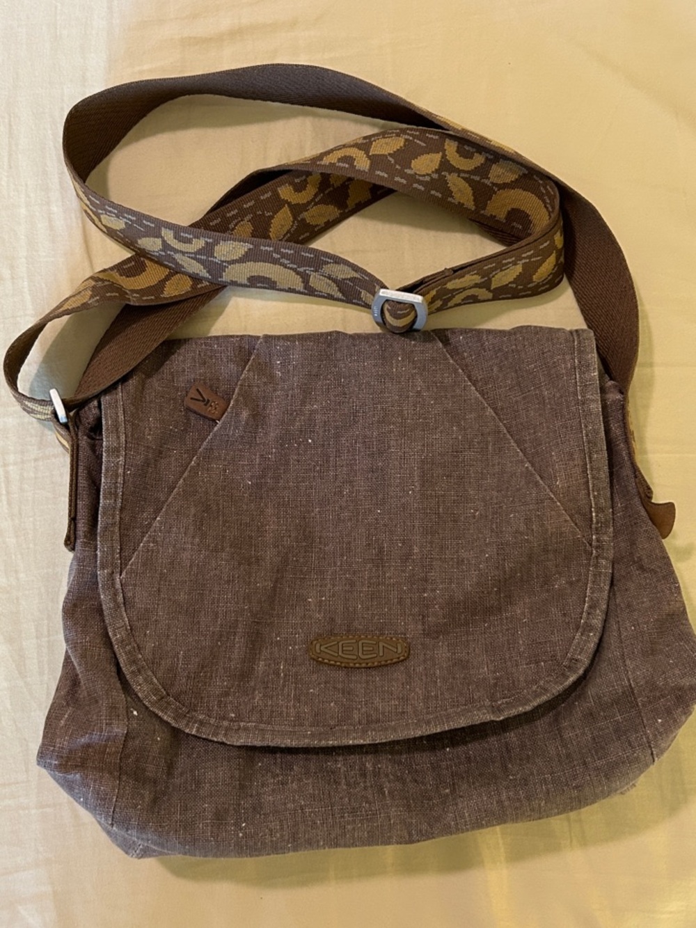 Keen Brown Patterned-Strap Crossbody Bag